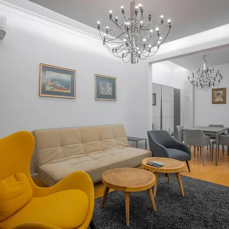 Luxurious 2 Bd Flat Near Ndk Apartament Sofia