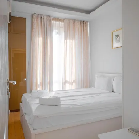 דירה Luxurious 2 Bd Flat Near Ndk סופיה